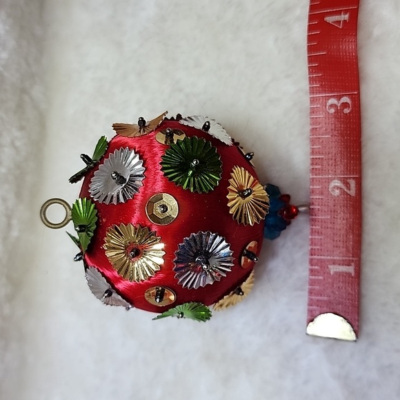 Vintage Christmas Ornament - Picture 6 of 7